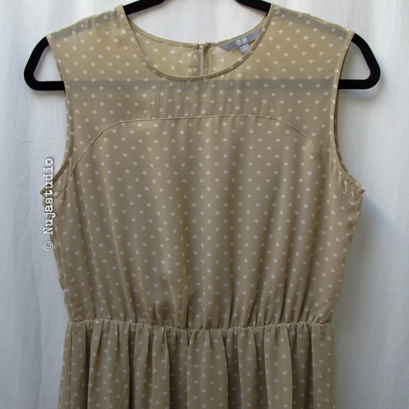 Uniqlo Summer Polka Dot Sleeveless Dress - Picture 2 of 8